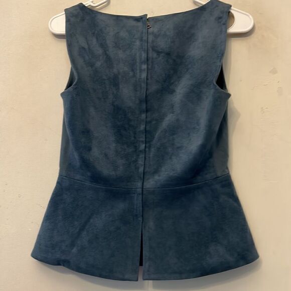 BCBGMAXAZRIA cornflower blue sleeveless tank Size XS - Picture 4 of 8